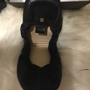 YS ballet shoes.  They are NOT ballerina shoes.  They are for street wear. Sz 10